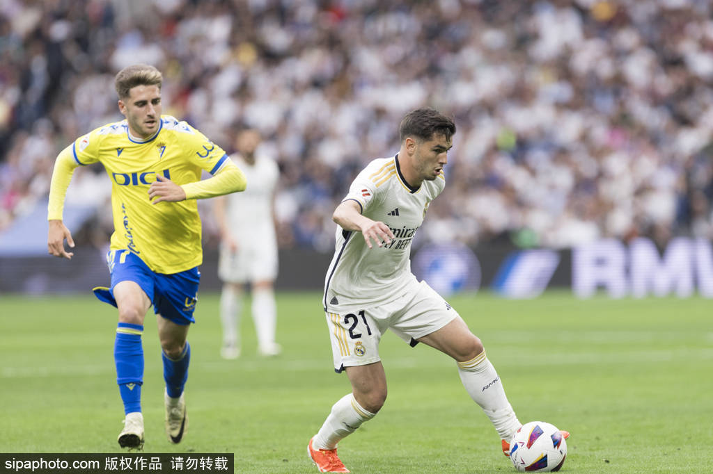 它让球员即 它让球员即